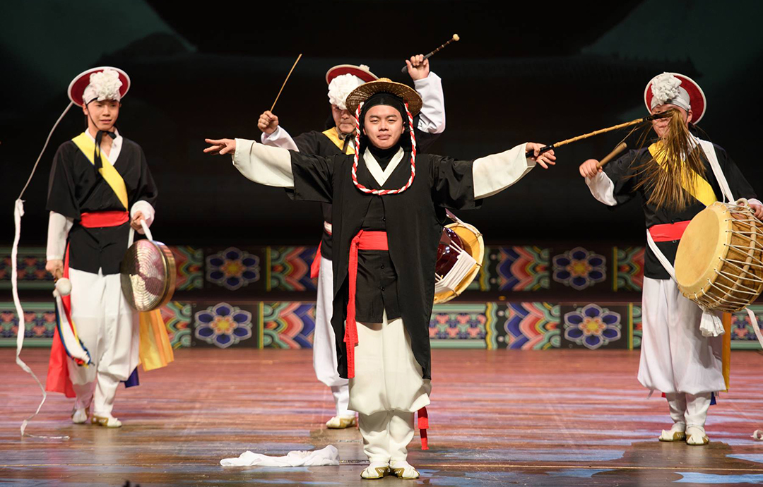 Chosun's First Circus BunamsaDang